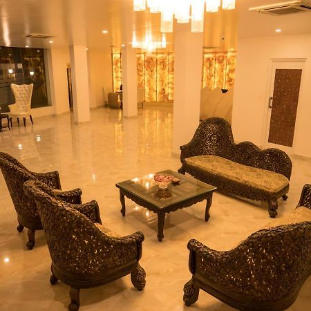 Hotel Blue Waves Jangli Ghat Ngoại thất bức ảnh