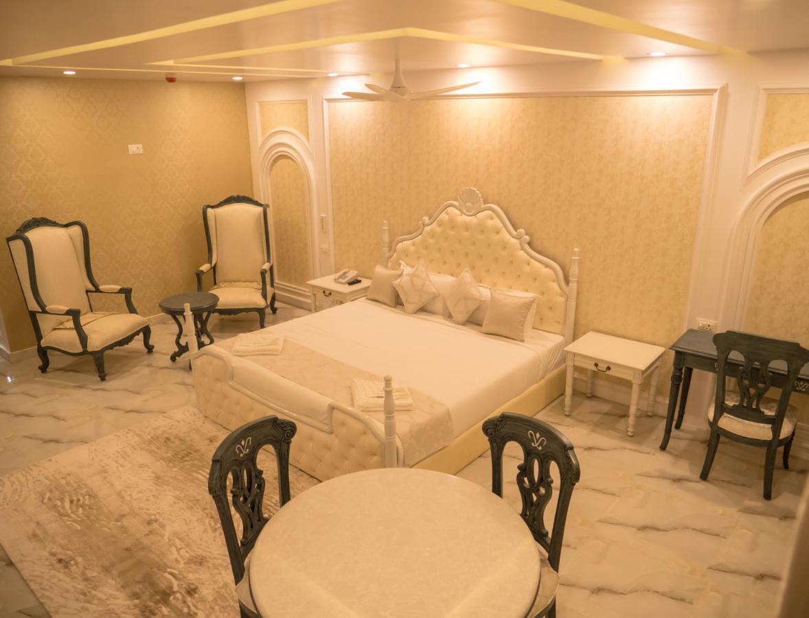 Hotel Blue Waves Jangli Ghat Ngoại thất bức ảnh
